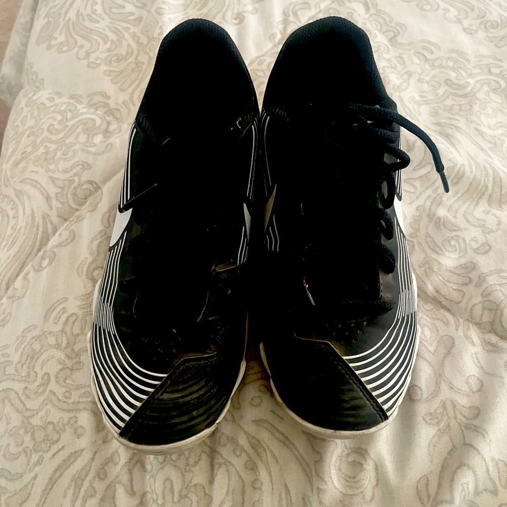 Nike boy baseball clears